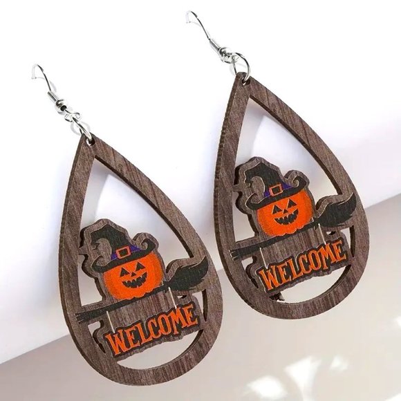 Halloween Earrings Wood Dangle Pumpkin Jack O Lantern Welcome Boho Hippie Party - Picture 1 of 1